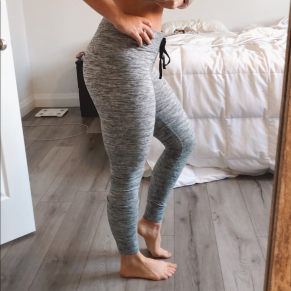 Comfy Salt and Pepper Gap jogger - Picture 1 of 12